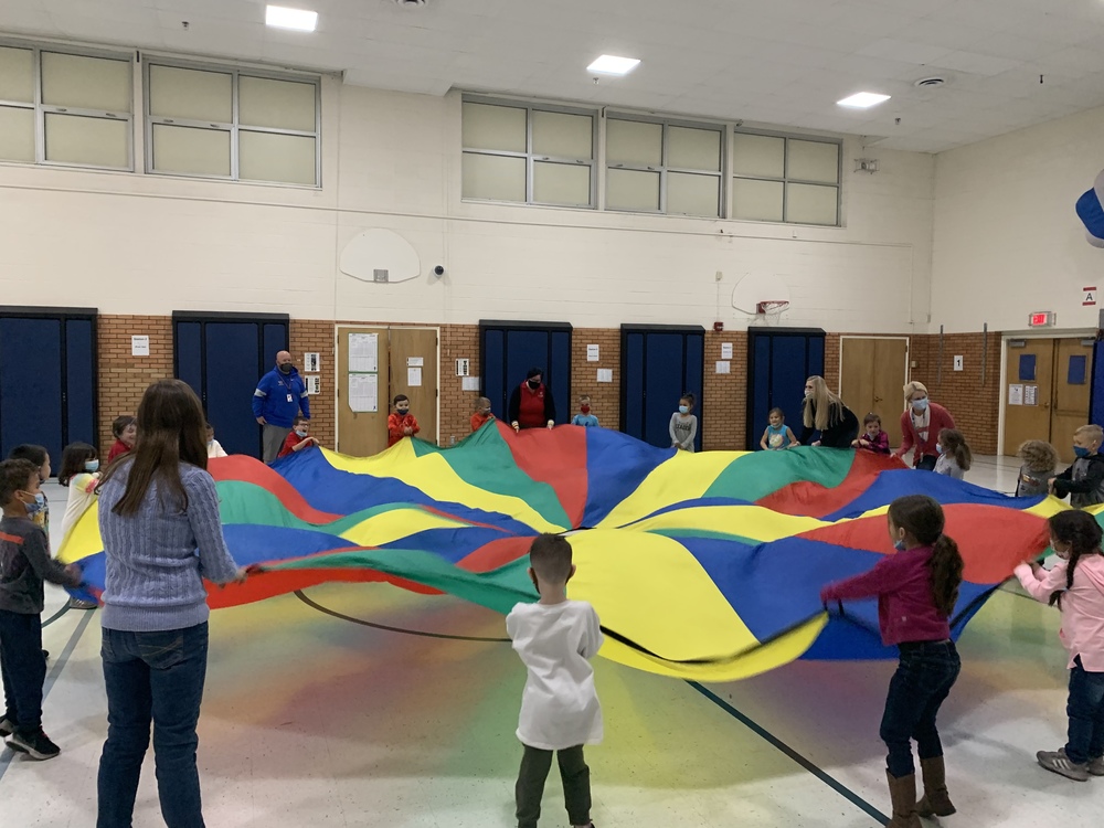 Students enjoy PE with community members during Educator for a Day
